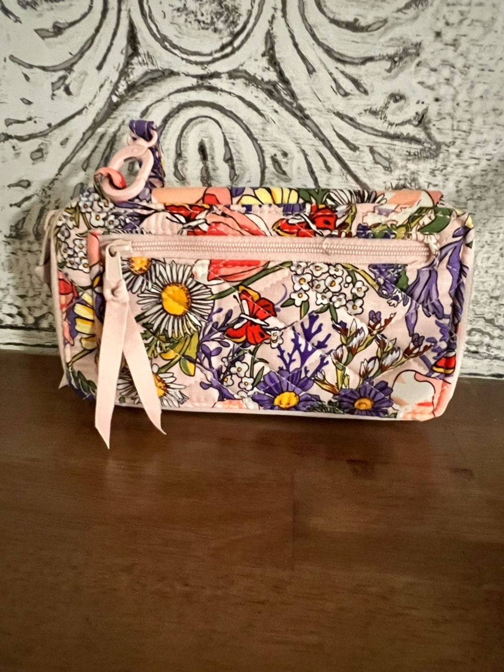 NWT Vera Bradley Pink Floral Wristlet wallet with phone carrier. - Picture 2 of 5